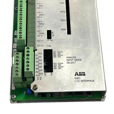ABB UFC719AE101 3BHB003041R0101 3BHB000272R0101 IOEC I/O Interface Module with 32 Digital Inputs 8 Analog Outputs and CANopen Modbus Support